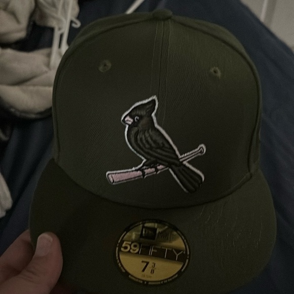 St. Louis Cardinals fitted hat 7 3/8 - Picture 1 of 6